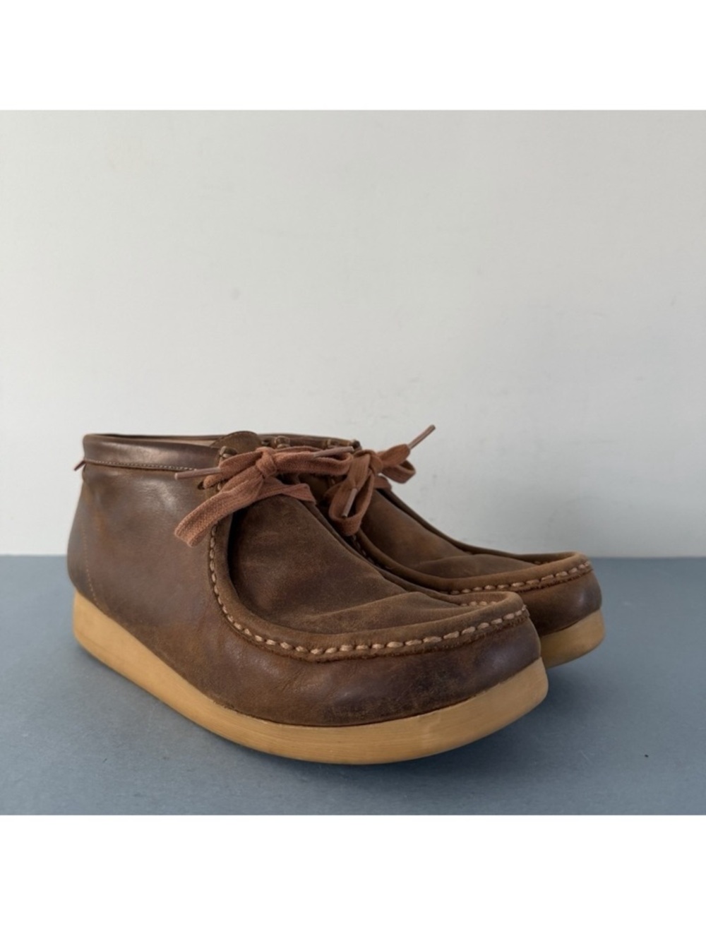 Clarks Wallabee Beeswax Leather Brown Moc Toe‎ EVO Chukka Boots